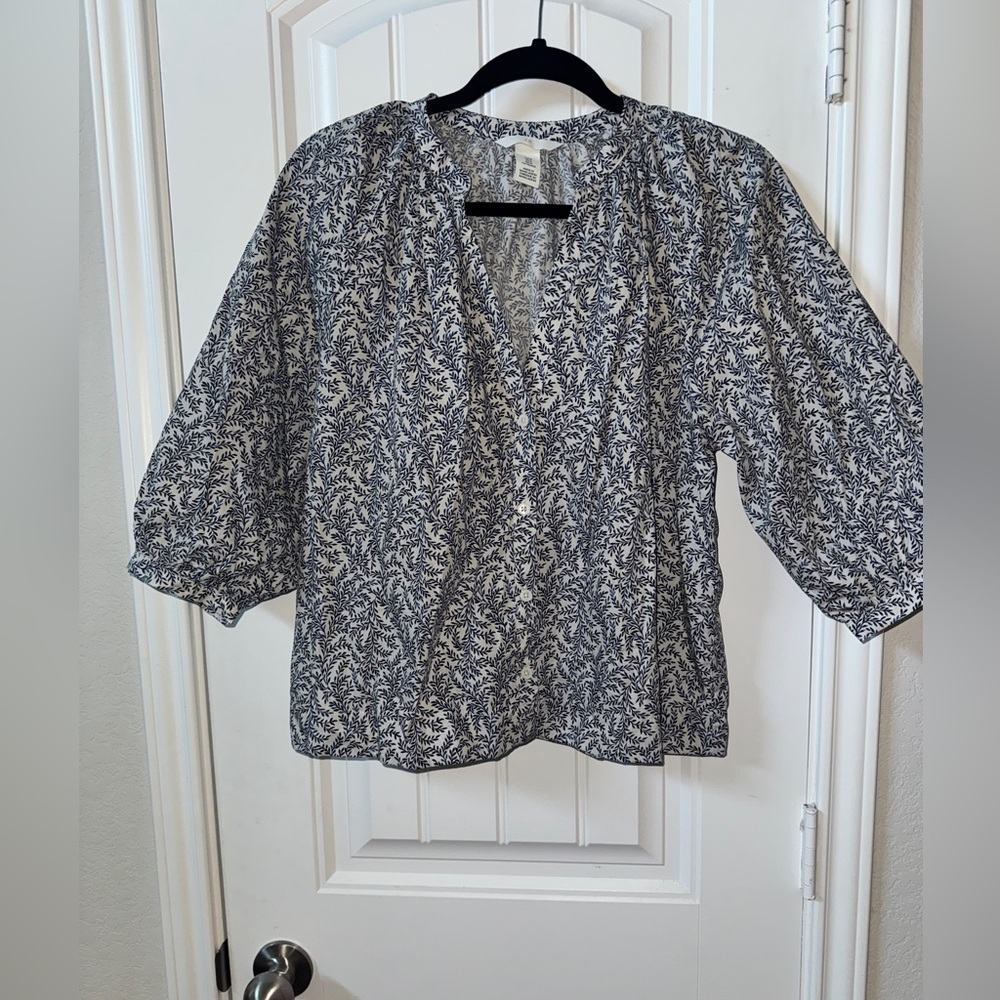H&M Navy and White Printed V-Neck Button Blouse